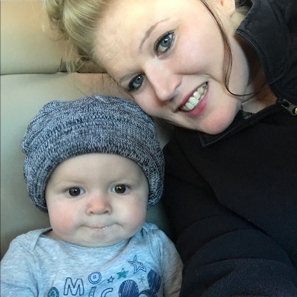 Hi I'm Lisa! POSHMARK AMBASSADOR - Picture 5 of 7